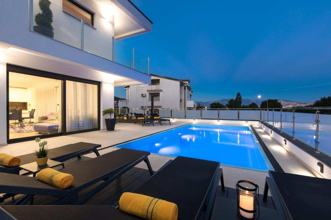 Villa Supernus With Heated Pool باشْكا المظهر الخارجي الصورة