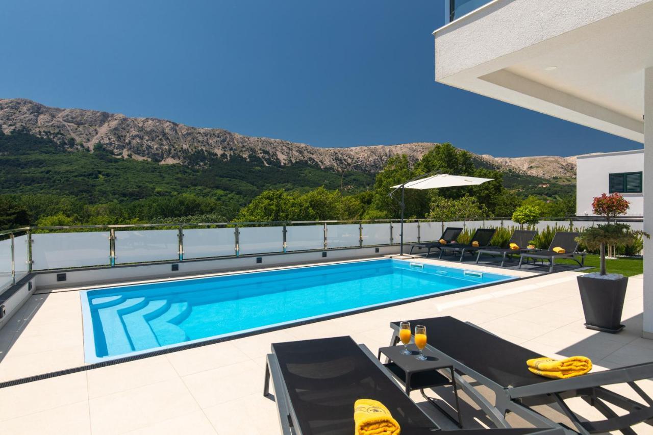 Villa Supernus With Heated Pool باشْكا المظهر الخارجي الصورة