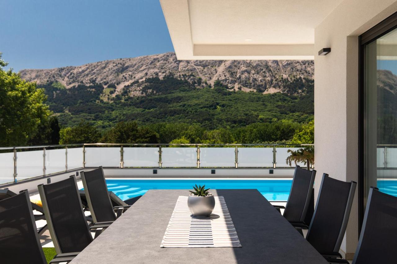 Villa Supernus With Heated Pool باشْكا المظهر الخارجي الصورة